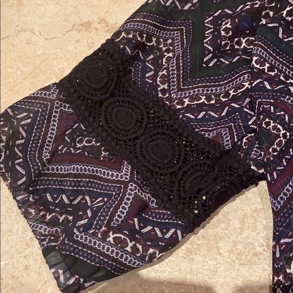 Reitmans Women’s Shear Top - Picture 4 of 5